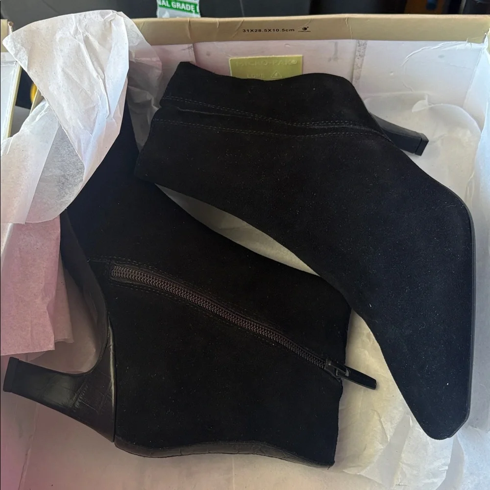 Donald J Pliner Women's Black Banter‎ Bootie